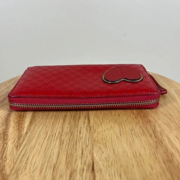 Gucci Red Leather Microguccissima Zip Around Wallet - Picture 9 of 13